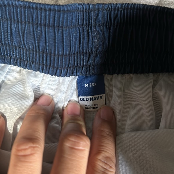 OLD NAVY KID BOY NAVY BLUE SWIMMING TRUNKS - SWIM TRUNKS - Picture 4 of 5